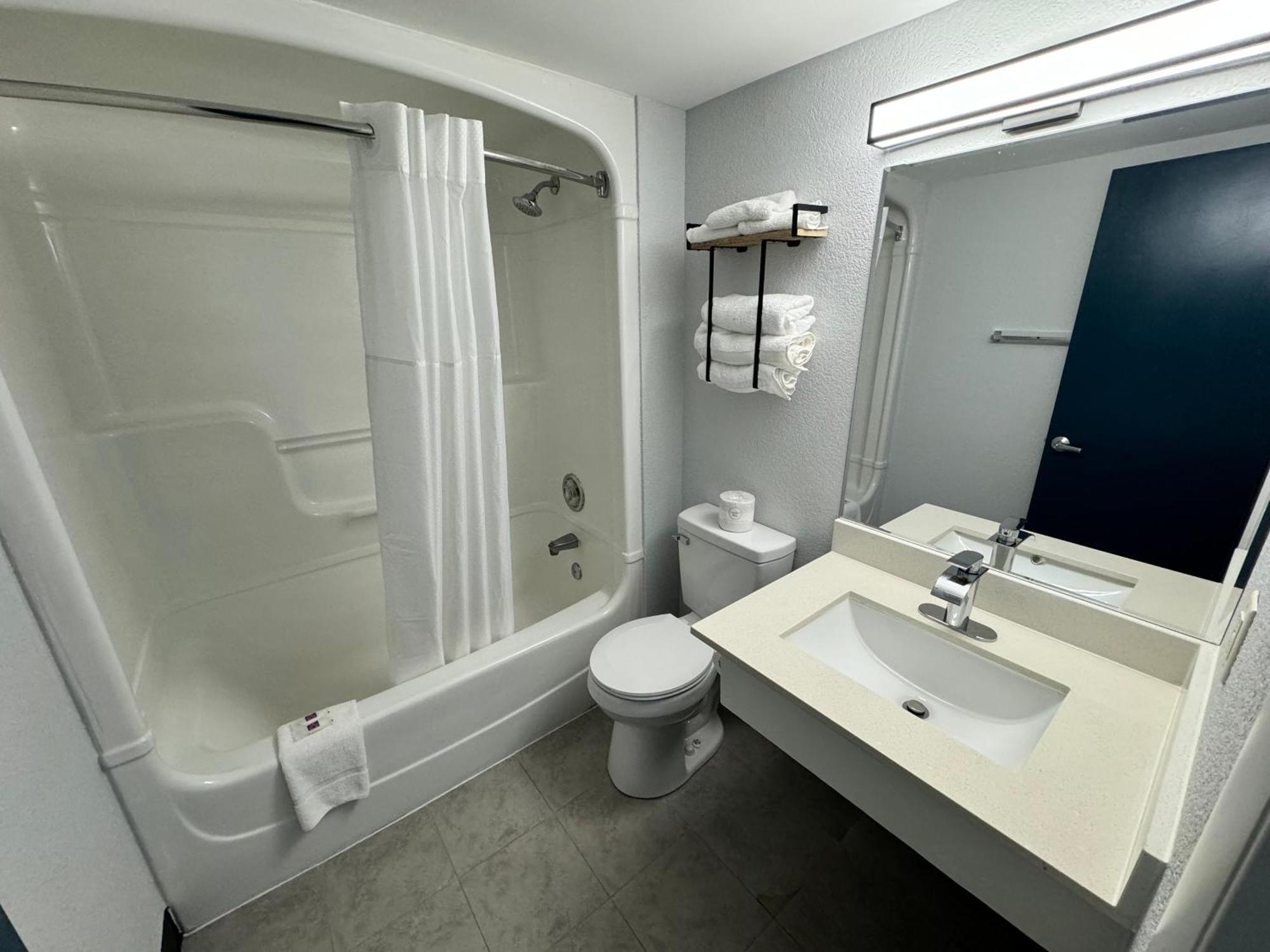 Studio 6 Suites East Syracuse Airport Εξωτερικό φωτογραφία
